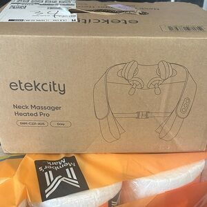 Etekcity Gray Neck Massager Heated Pro
